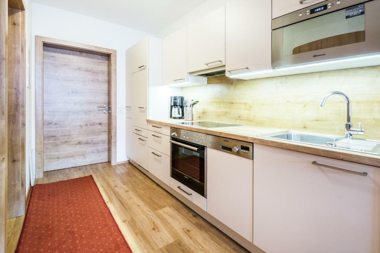 Haus Am Platz - Weitgasser Altenmarkt im Pongau Exterior foto